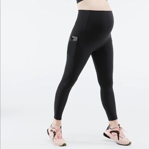 Fabletics High-Waisted PureLuxe Maternity 7/8 Legging
